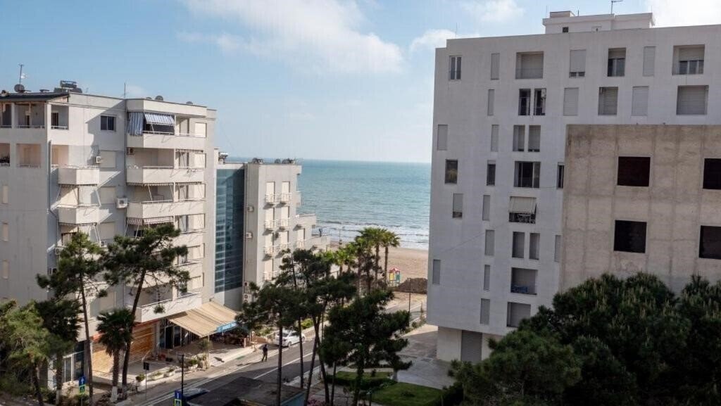 Фотография Grand Hotel Durres (ex. Grand) 3*