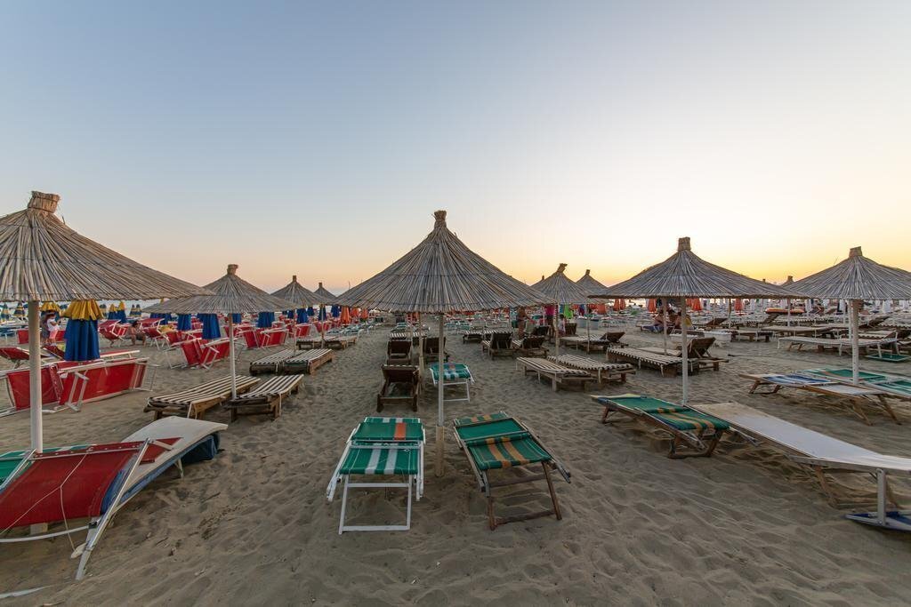 Изображение Esal 4*