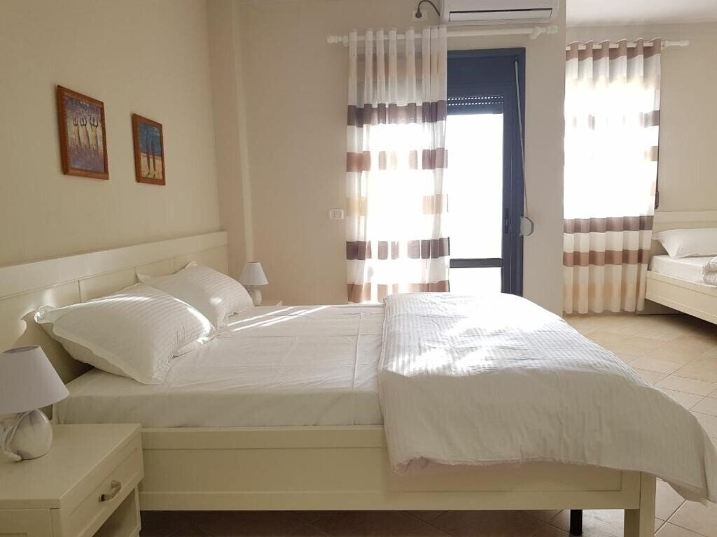 Отель Joel Residence 3*