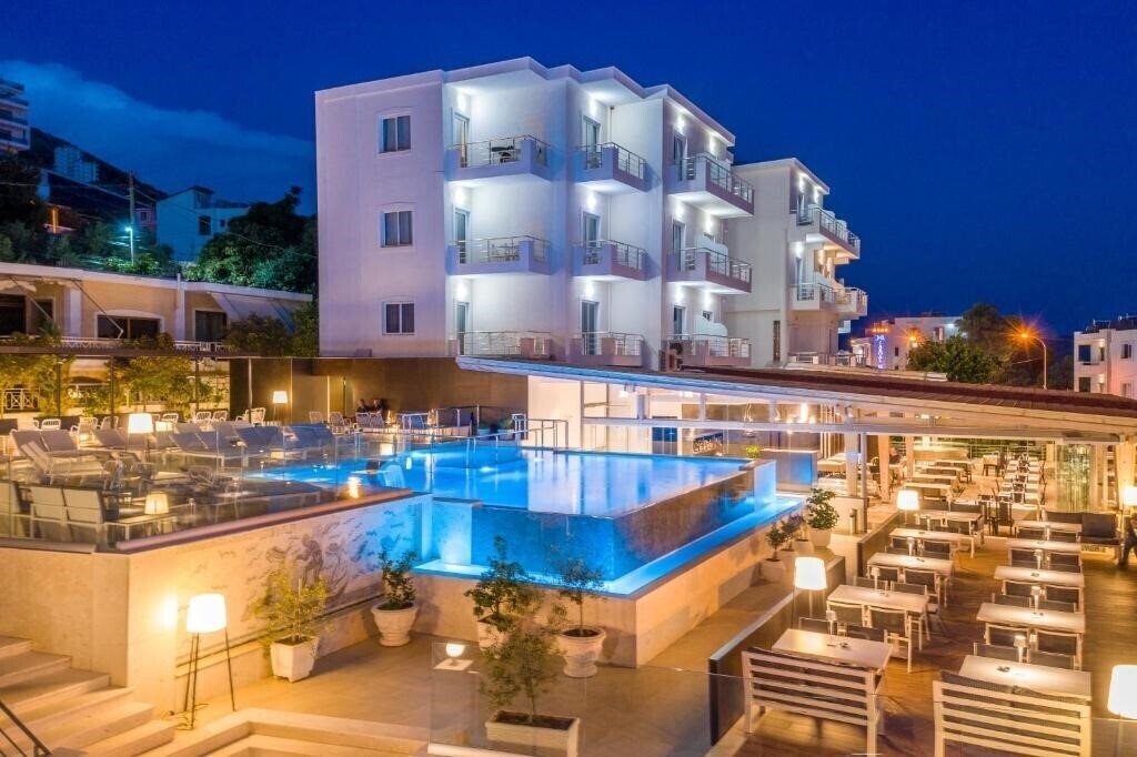 Отель Agimi & S (ex. Agimi&S, Hotel Agimi Saranda) 4*