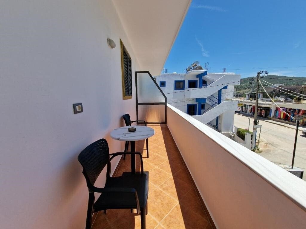 Фотография Villa White 3*