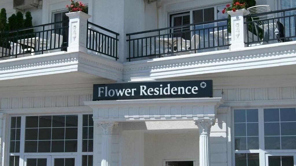 Фотография Apartments Flower Residence 3*