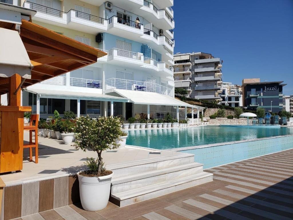 Отель Barracuda Hotel 4*