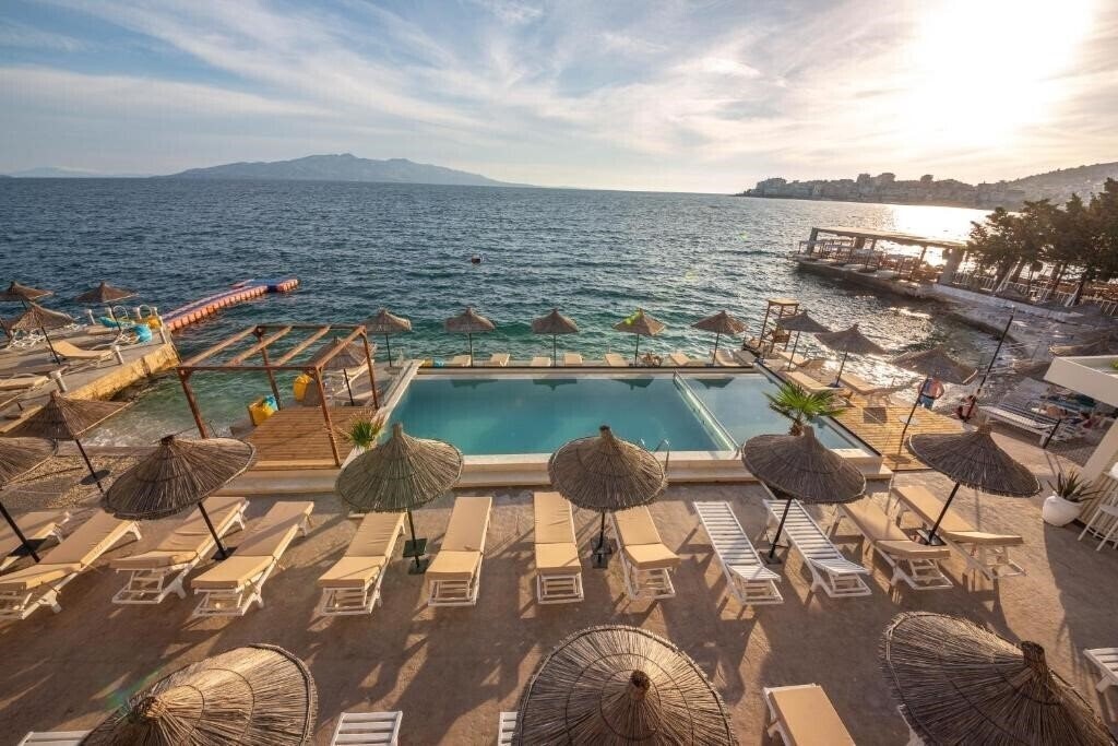 Фотография Jaroal Saranda Hotel 4*