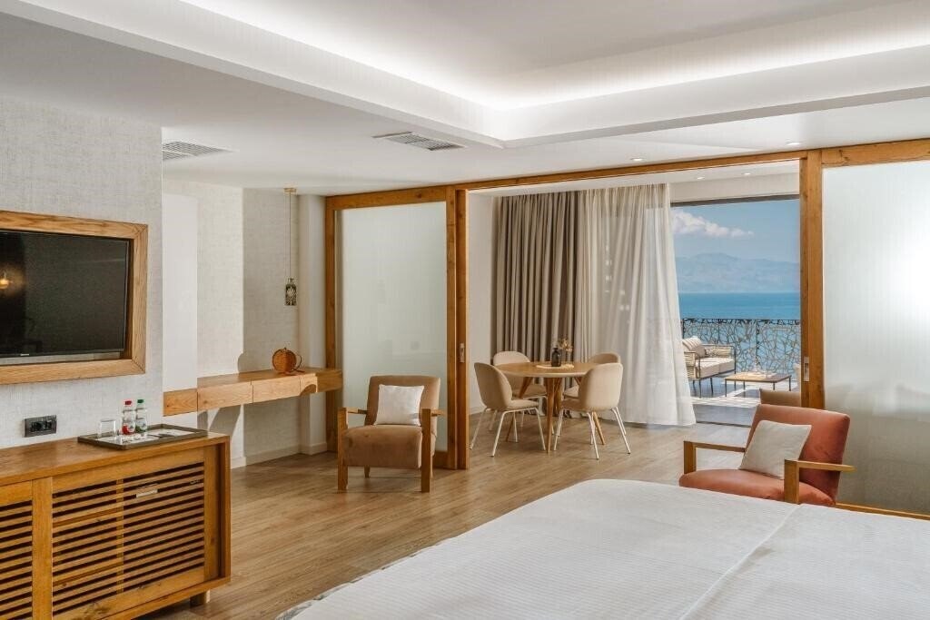 Фотография Glow Boutique Hotel & Suites 4*