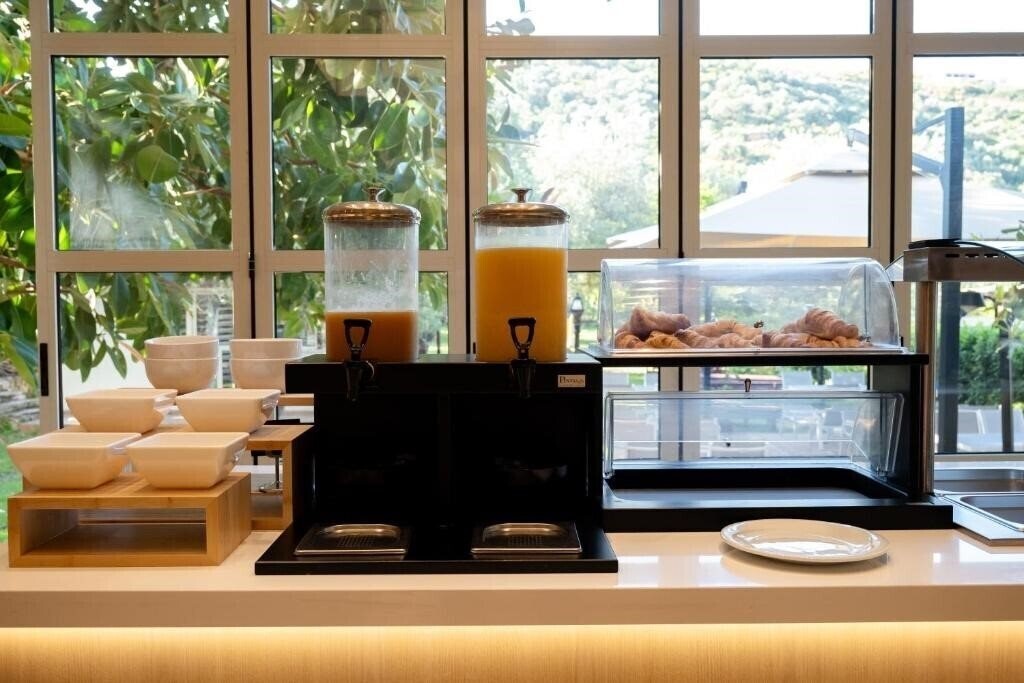 Фотография Nia Boutique Hotel by Rapos Resort 4*