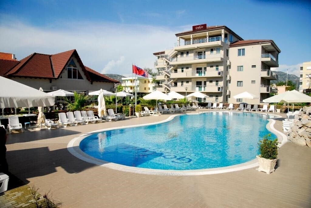 Отель Godija Hotel & Suites 3*