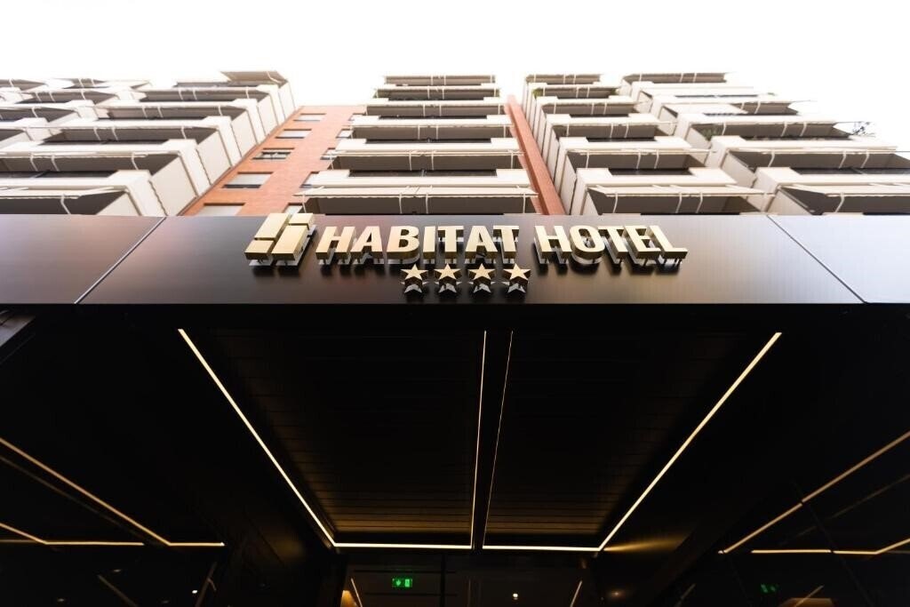 Отель Habitat Hotel 4*