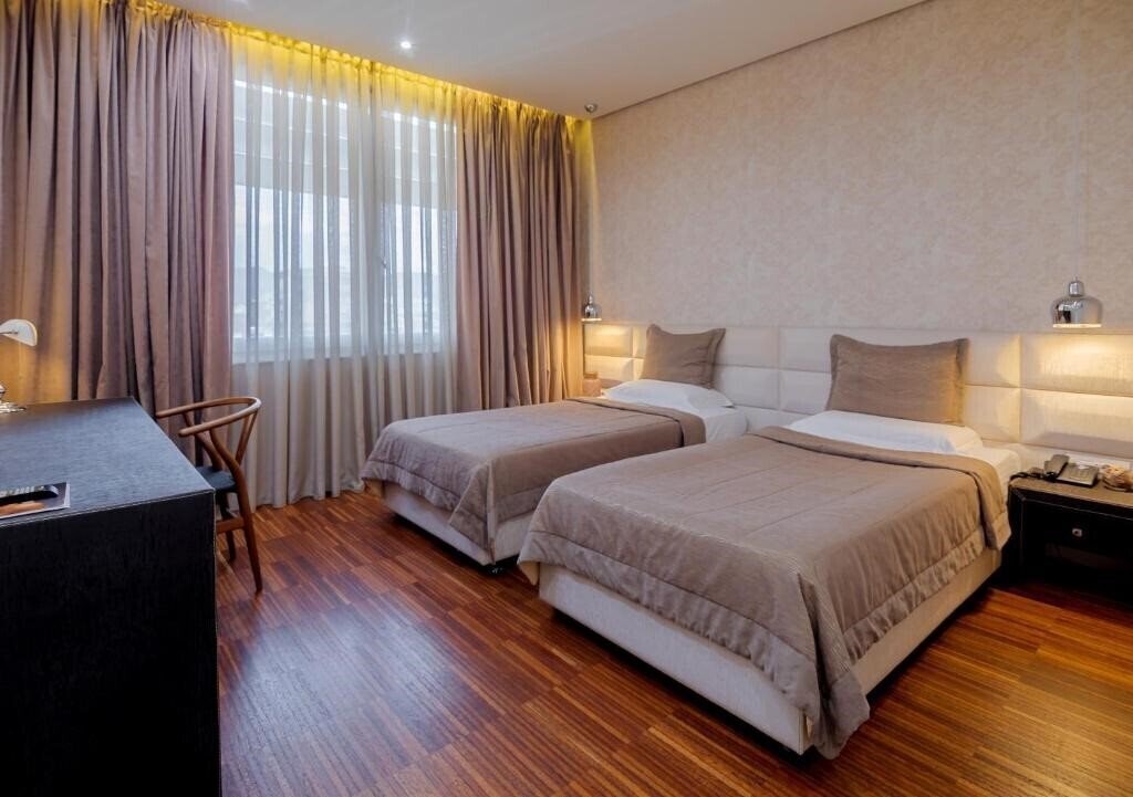 Фотография La Boheme Hotel 4*
