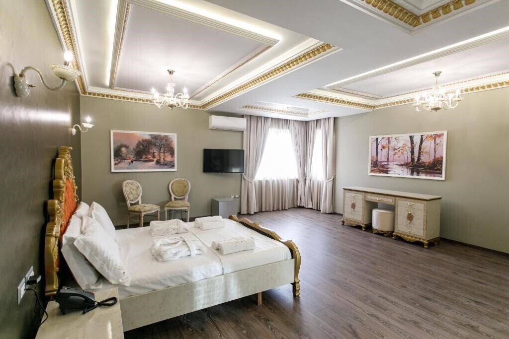 Фотография Elite Palace 3*