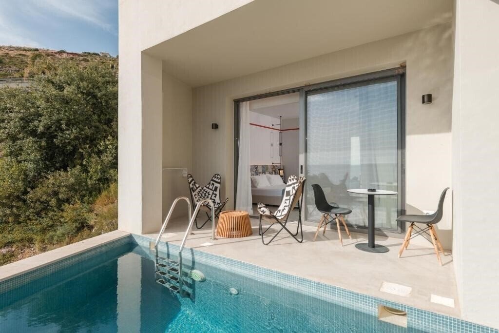 Картинка Folie Marine 4*