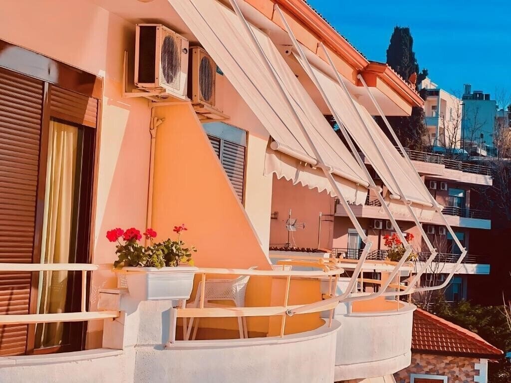 Изображение Hotel Lungomare Vlore (ex. Lungomare Hotel) 3*