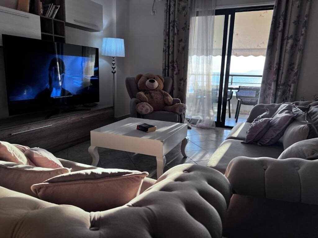 Фото Hotel Lungomare Vlore (ex. Lungomare Hotel) 3*