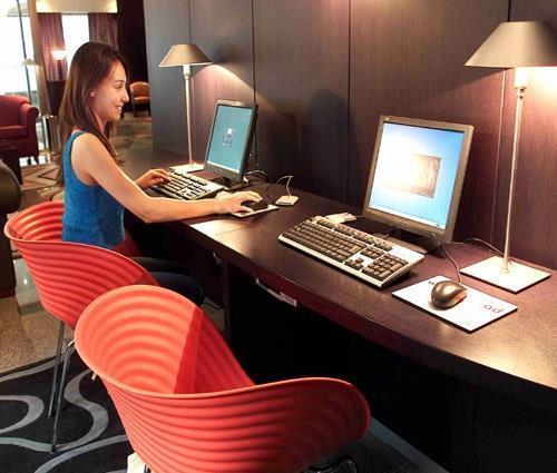 Отель Carlton Plaza 5*