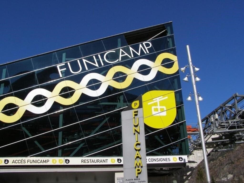 Отель Arbre De Neu 3*