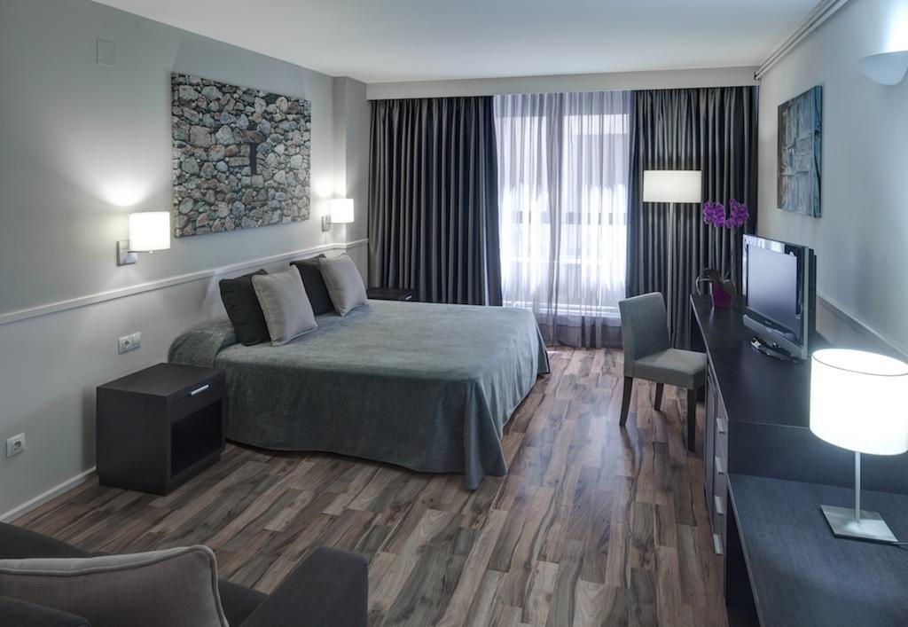 Отель Prisma 4*