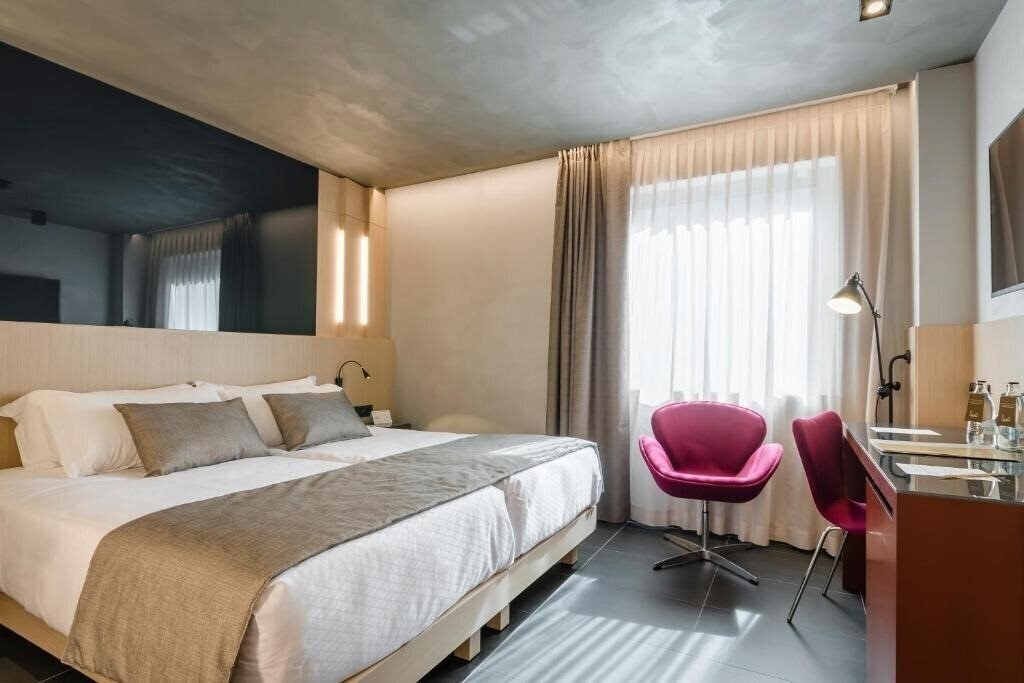 Фото Metropolis 4*