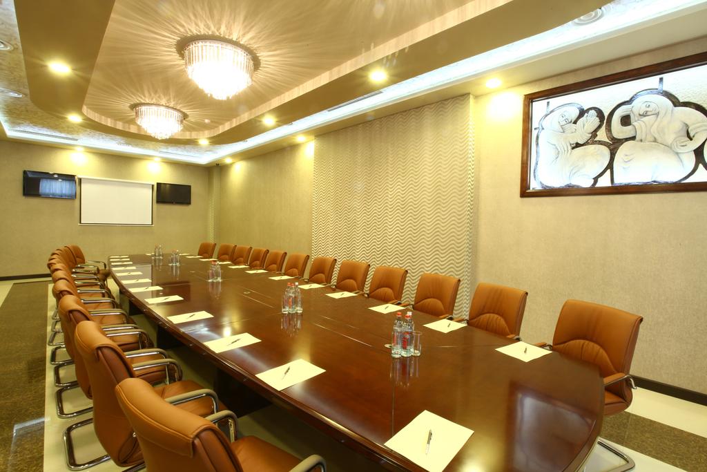 Фото Nairi Hotel 3*