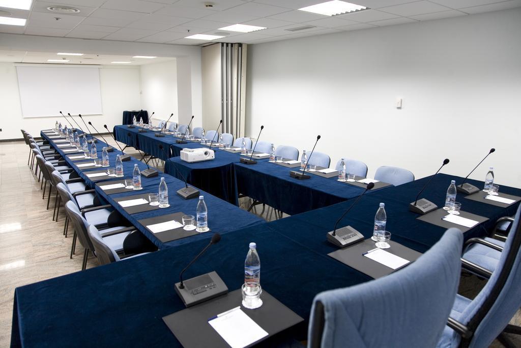 Изображение Royal Tulip Grand Hotel Yerevan 5*