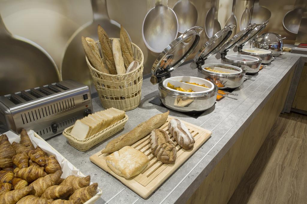 Картинка Ibis Yerevan 3*