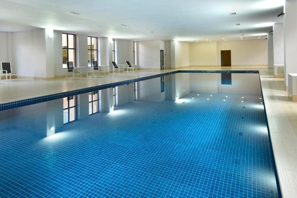 Изображение Ani Grand + 4*