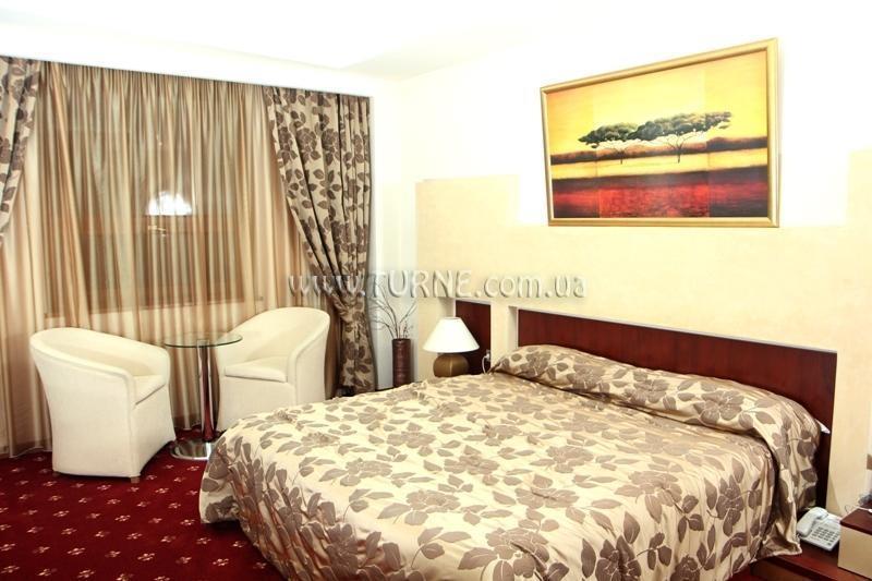Фотография Golden Palace Hotel Yerevan 5*