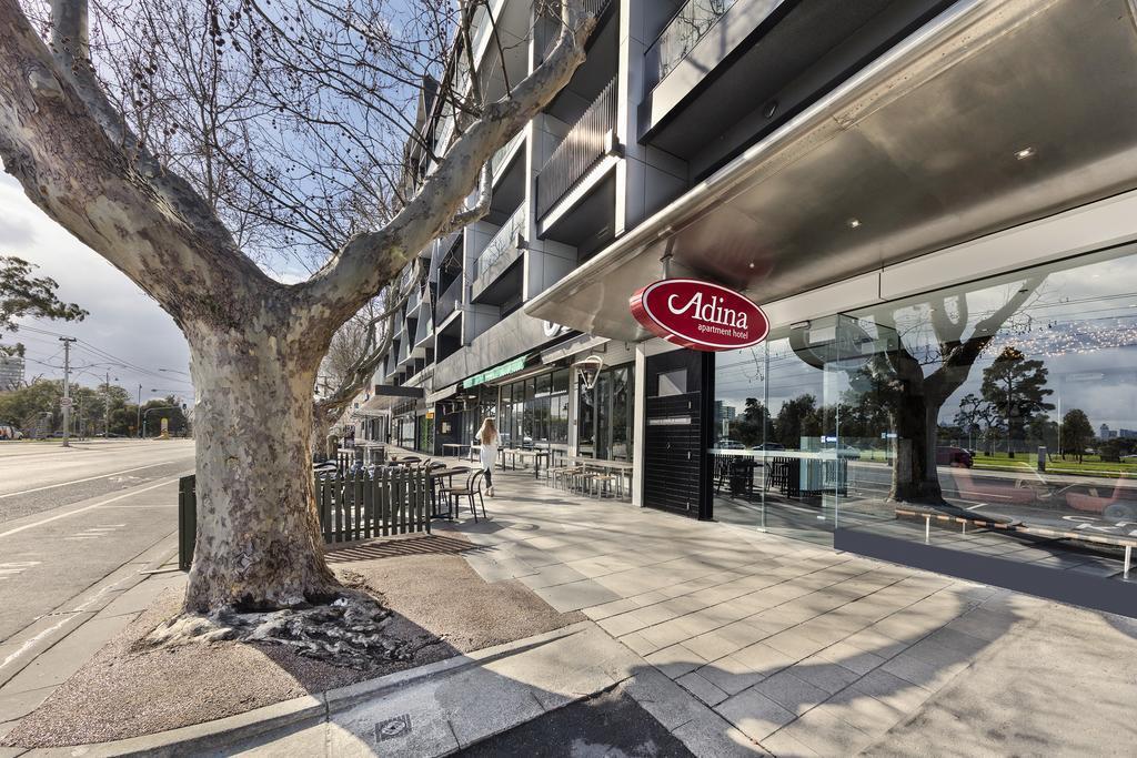 Отель Adina Apartment St Kilda 4*