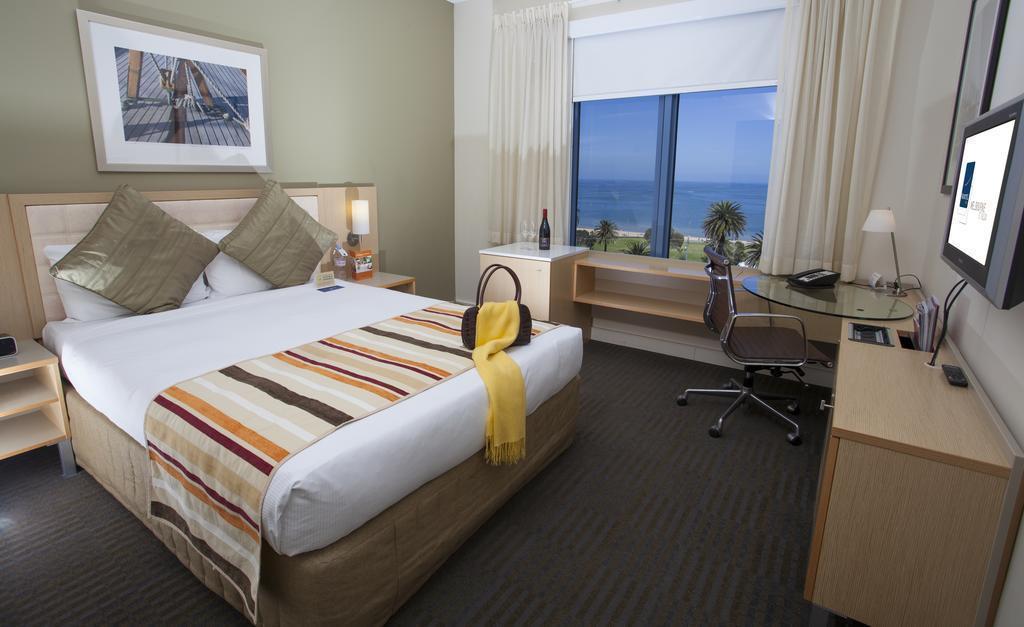 Фотография Novotel Melbourne St Kilda 4*