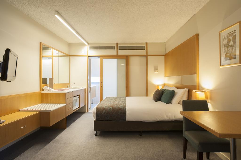 Картинка Quality Downtowner On Lygon 4*