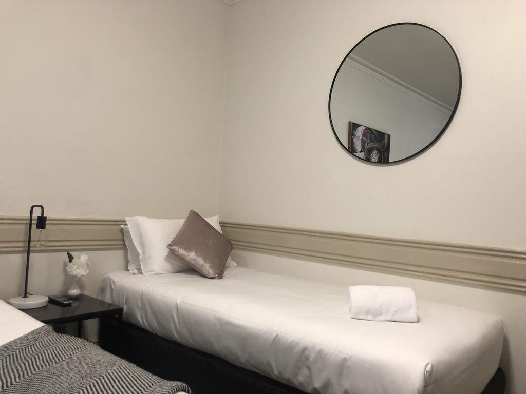 Картинка Quality Suites Beaumont Kew 4*