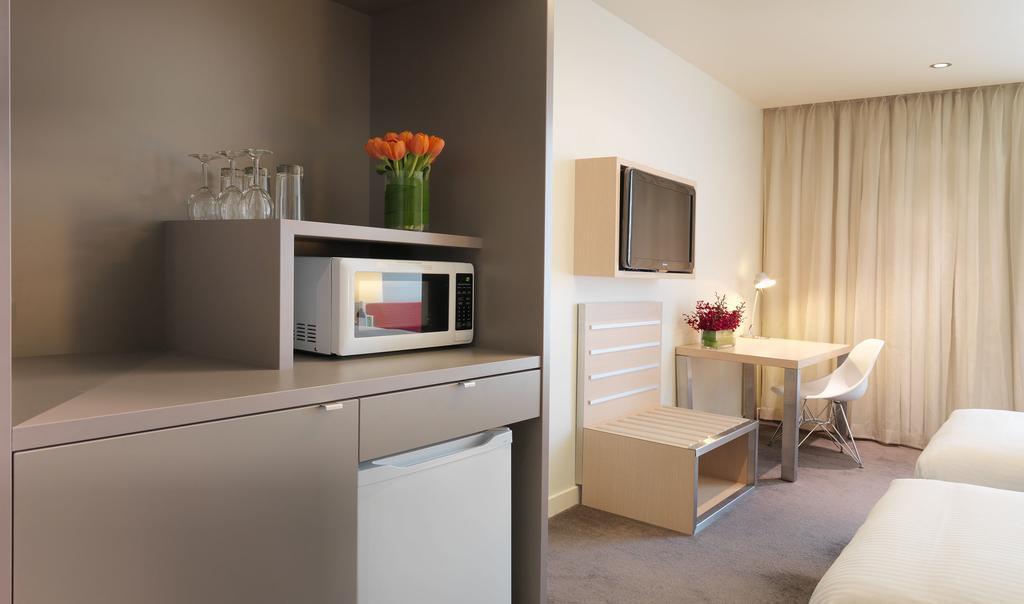 Изображение Travelodge Docklands 4*