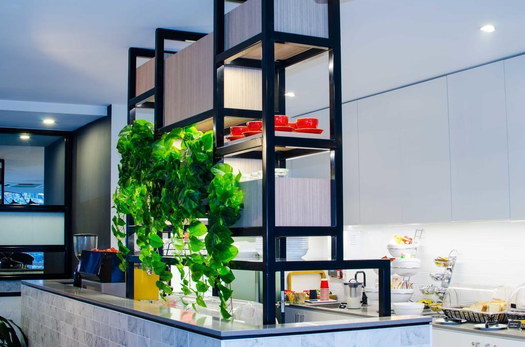 Картинка Ibis Budget Sydney East 2*