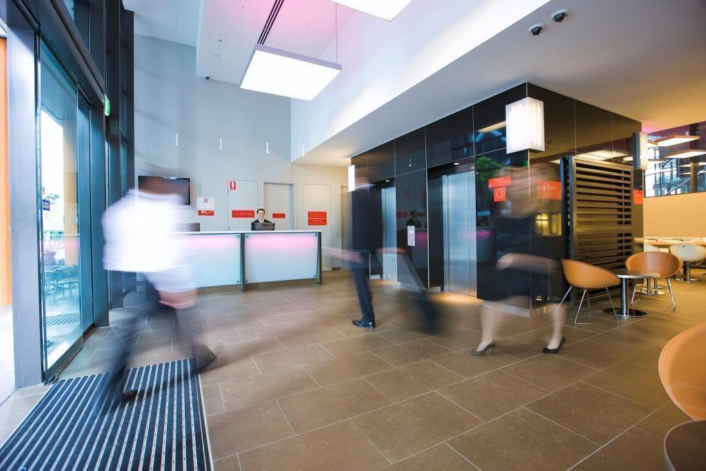 Фотография Ibis Sydney King Street Wharf 3*