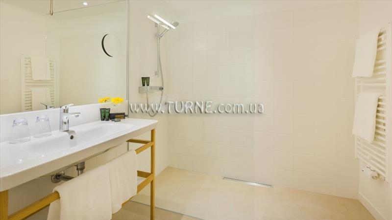 Изображение At The Park 4*