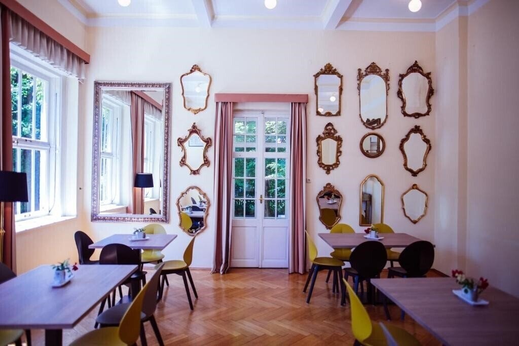 Изображение Carinthia 4*