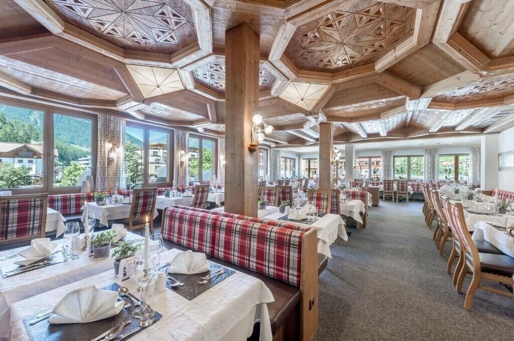 Фото Grauer Bar 4*