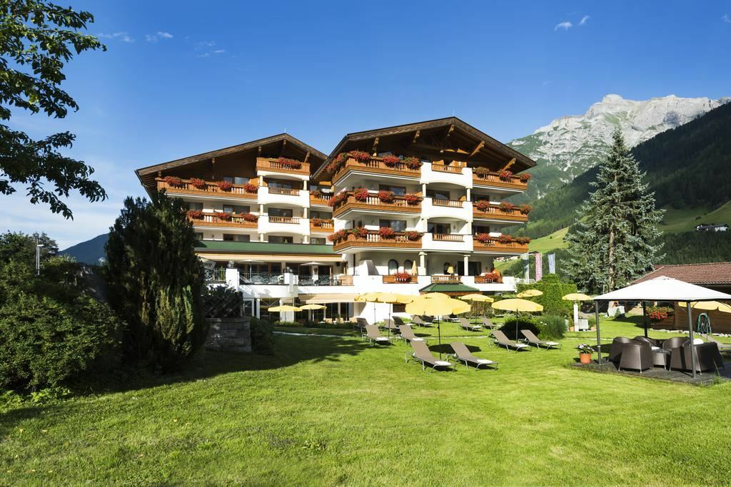Отель Stubaierhof Neustift 4*
