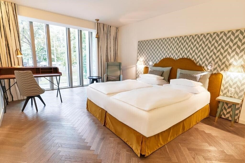 Отель Falkensteiner Hotel Wien Margareten 4*