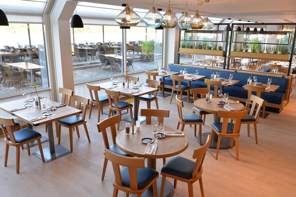 Картинка Hilton Vienna Danube Waterfront 4*