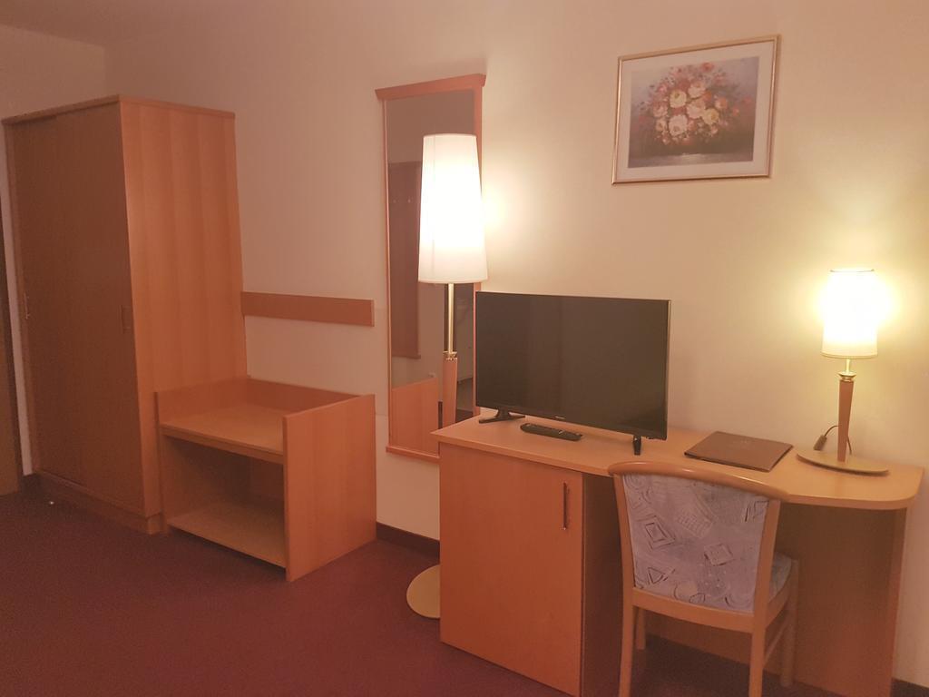 Фотография Haydn Hotel 3*