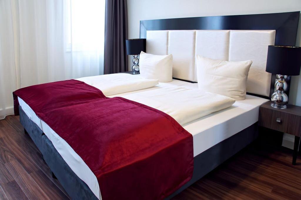 Отель Hotel Baron Am Schottentor 3*