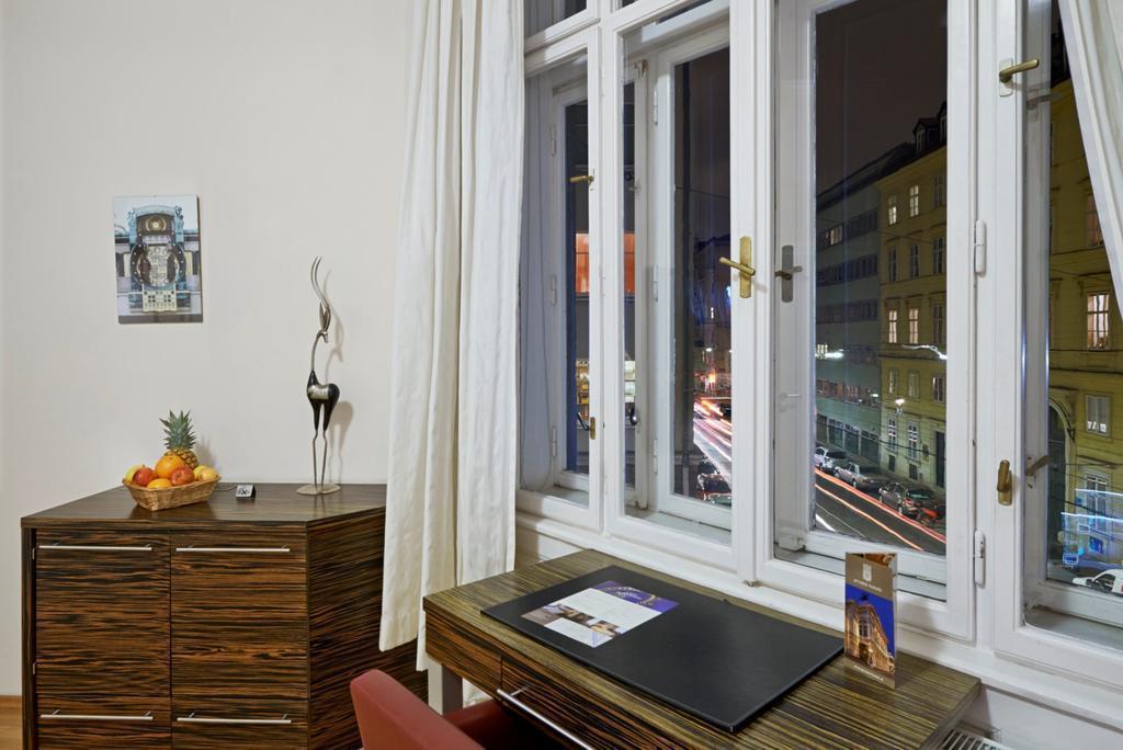 Фото City Rooms 3*