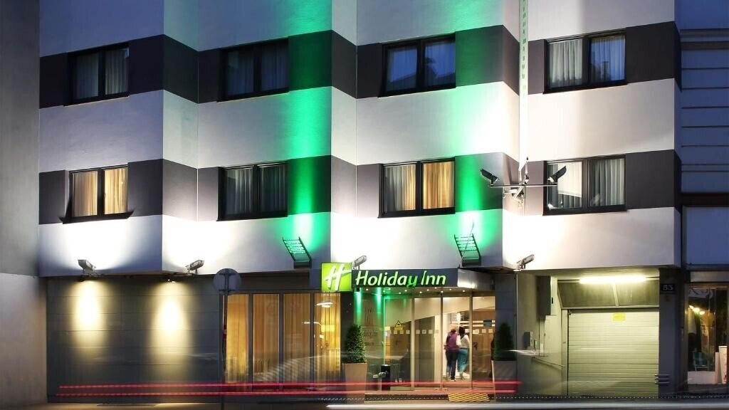 Отель Holiday Inn Vienna City 4*