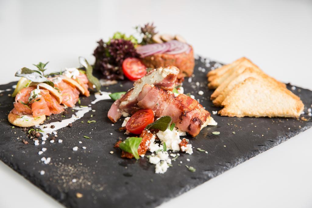 Картинка Roomz 4*