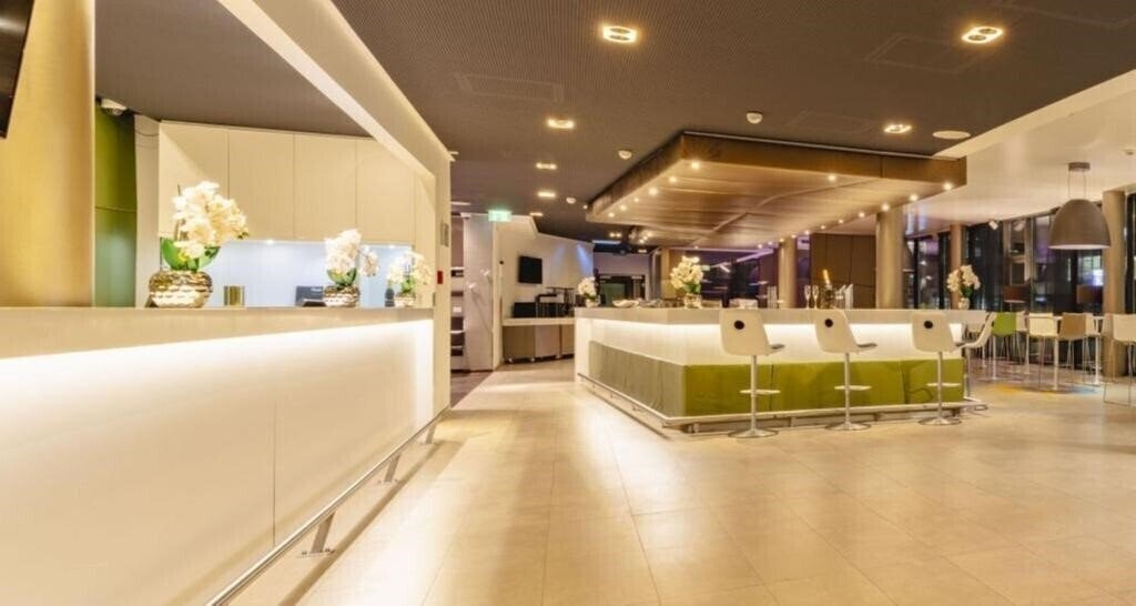 Фотография Roomz 4*