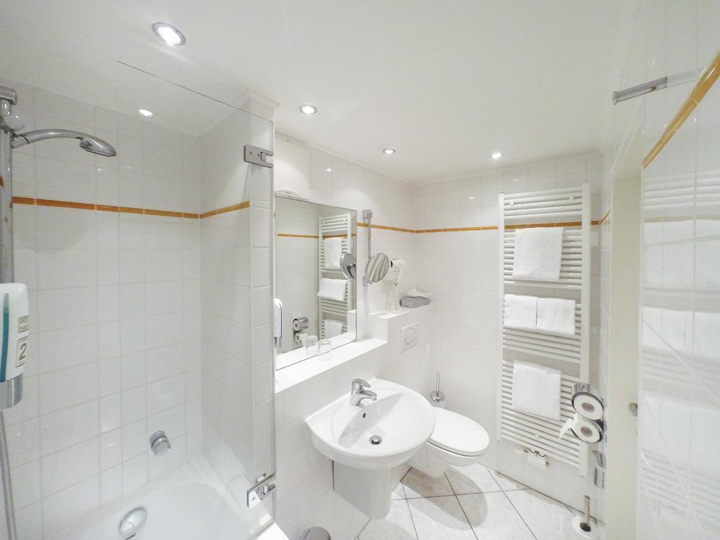 Картинка Prinz Eugen 4*