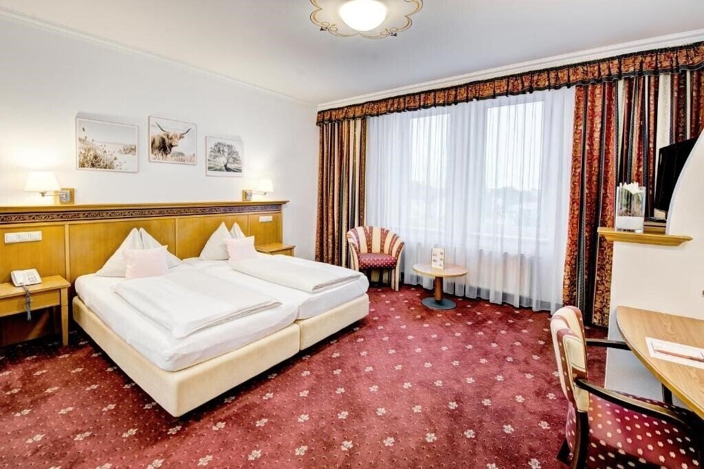 Картинка Alexandra Hotel 4*