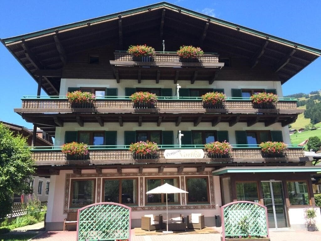 Отель Pension Norika 3*