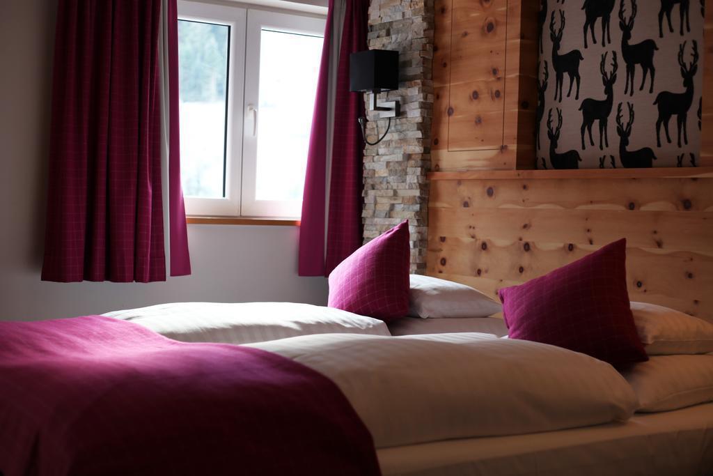 Фото Saalbacher Hof 4*