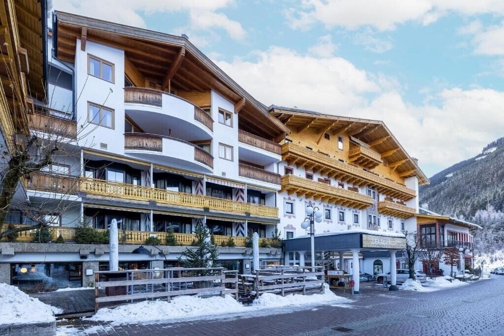 Изображение Jufa Alpenhotel Saalbach 4*